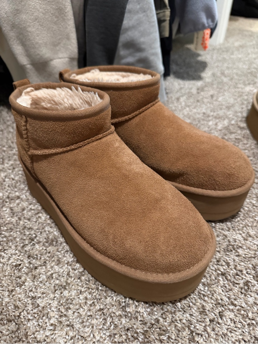 Ultra Mini Platform UGGS - Picture 4 of 4